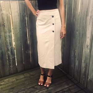 Size 4 Babaton pencil skirt 🤩💘